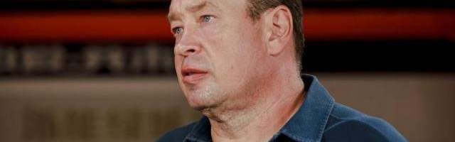 开云官网-斯卢茨基：寻求攻防平衡 全力争胜保留晋级希望