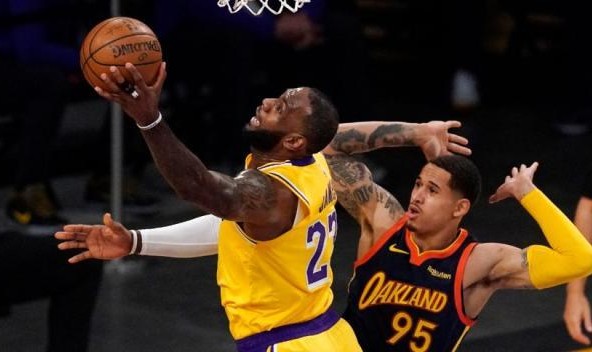 开云在线直播-失误过多成勇士输球主因 PK灰熊将成赛季生死战